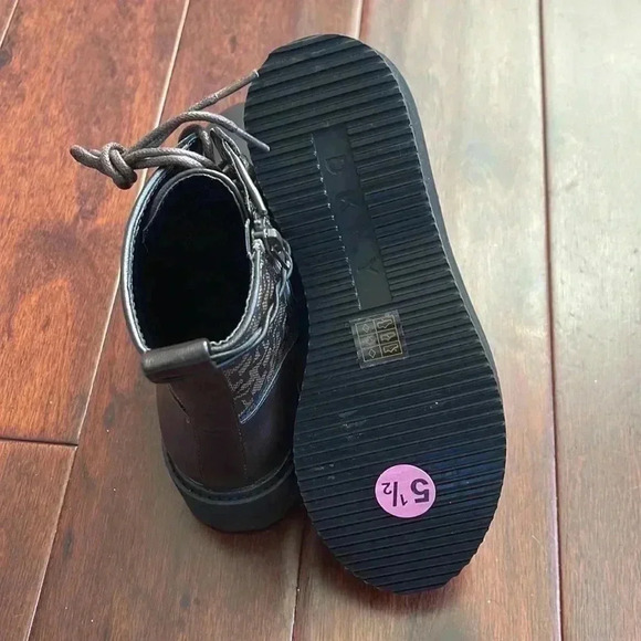 DKNY Roselyn Side Zip Boot​​ - Picture 4 of 9